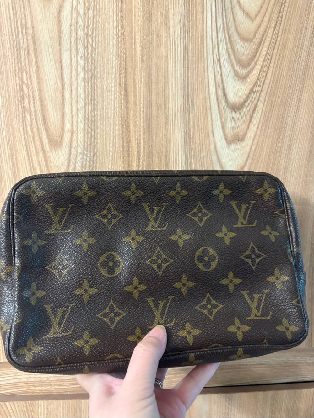 Auth LOUIS VUITTON Monogram TROUSSE TOILETTE 23 BAG POUCH - Picture 4 of 13
